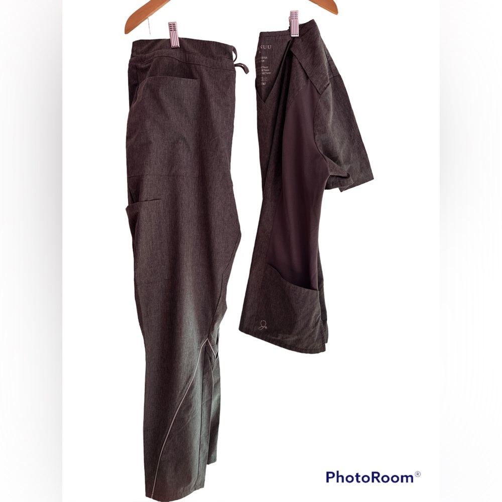 JAANUU Scrub SET Size XL Top & XL scrub Pants Work Uniform GRAY